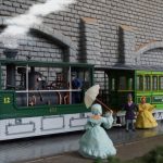 model train, track h0, diorama